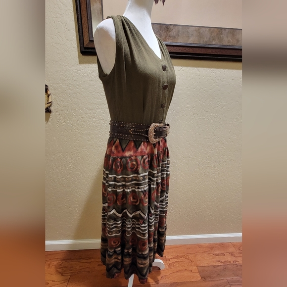 Rabbit Designs Dress - Size 8 - Picture 2 of 10